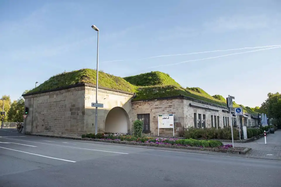 Reisemobilstellplatz Sportzentrum "In den Fliesen" Saarlouis"