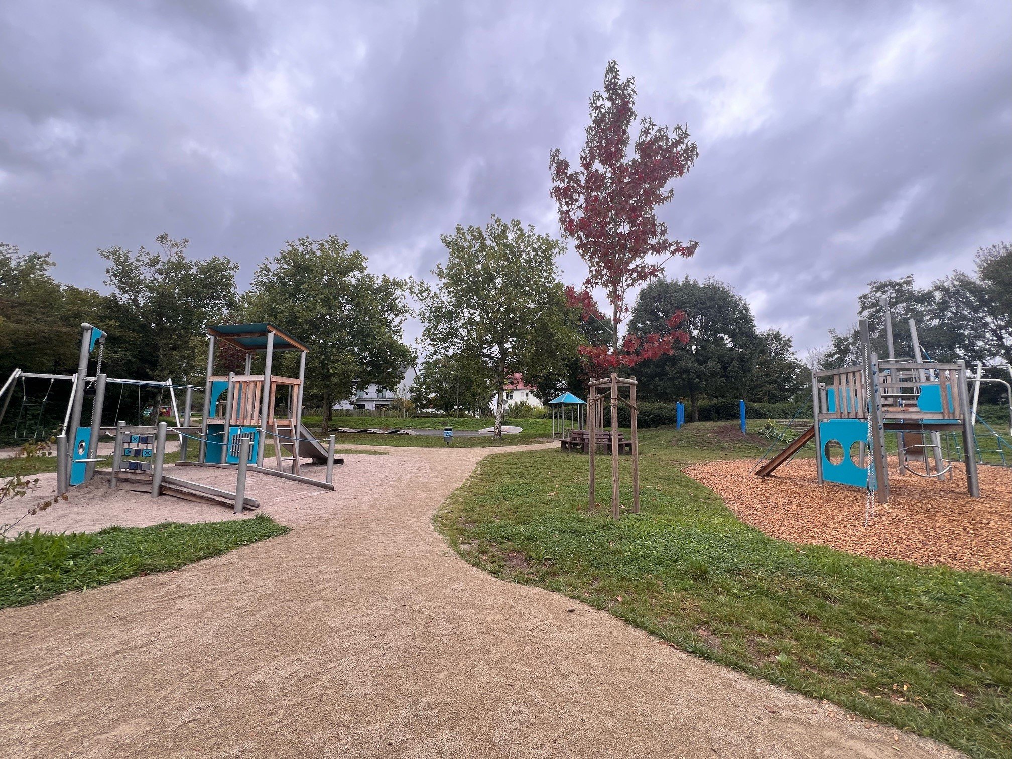 Mehrgenerationen-Spielplatz Fraulautern als Motiv für Familienzeit